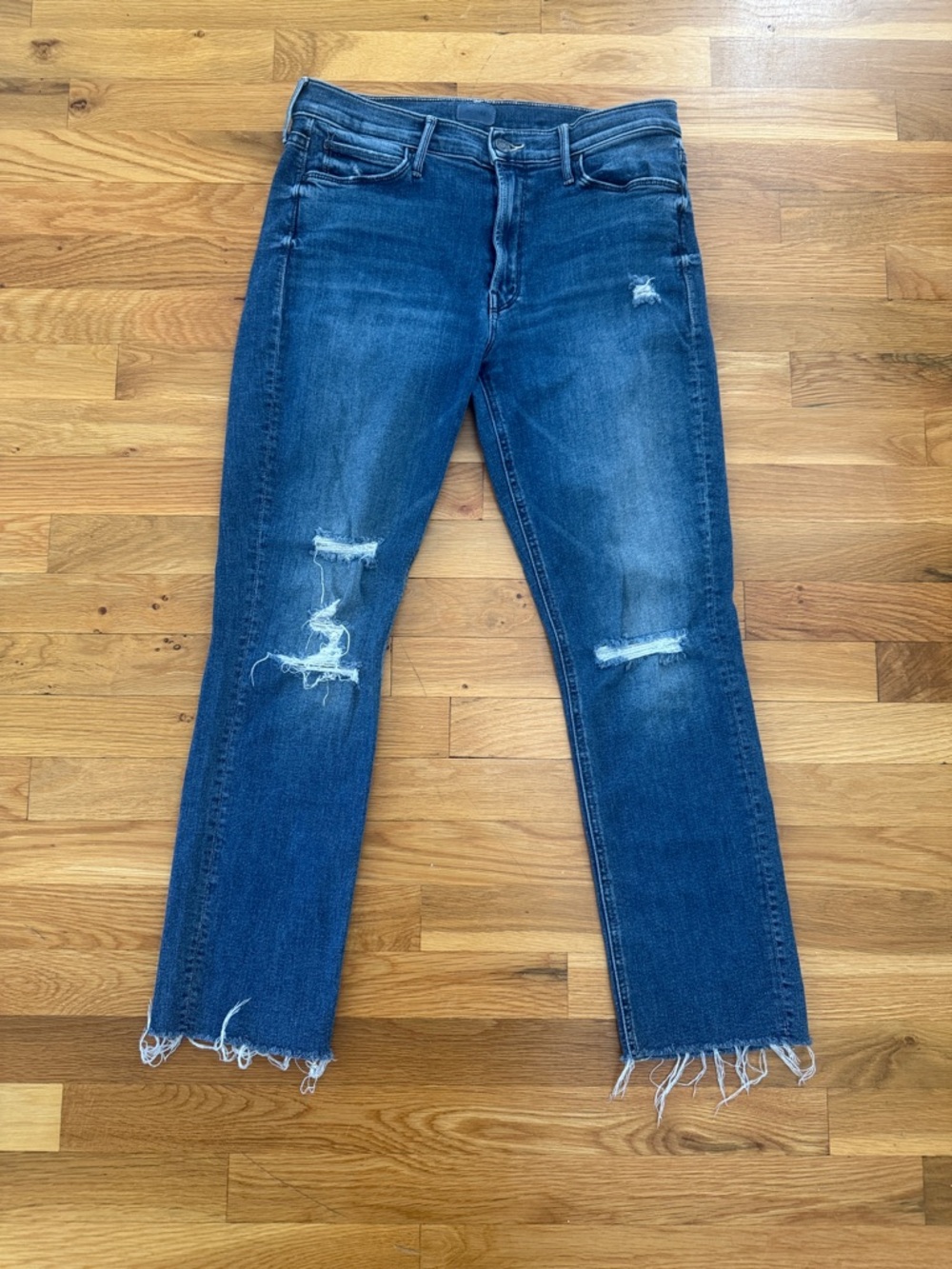 Mother Women’s Distressed Blue Crop Jeans